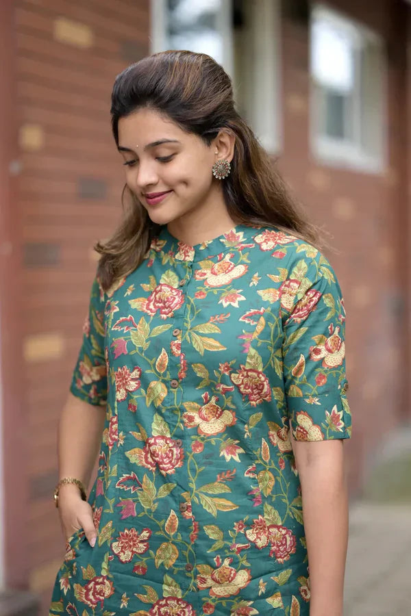 Elegant Green Floral Kurta Set For Women