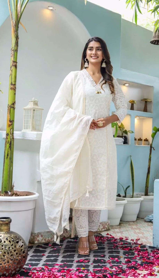 Chickankari Kurti Pant Set With Embroidered Lace And Chanderi Dupatta