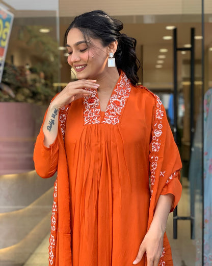 Beautiful Cotton Fabric Kurti Pant With Malmal Dupatta(Orange)