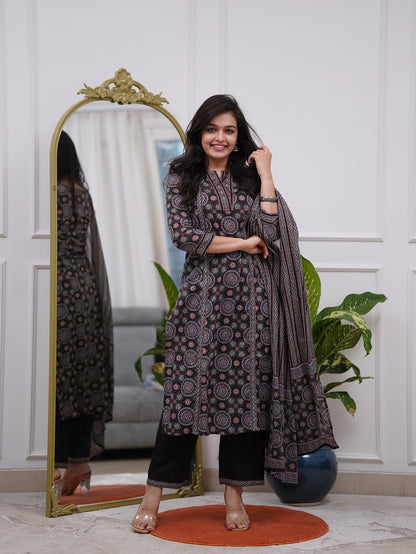 Jaipuri Ethnic Enigma Printed Suit Set